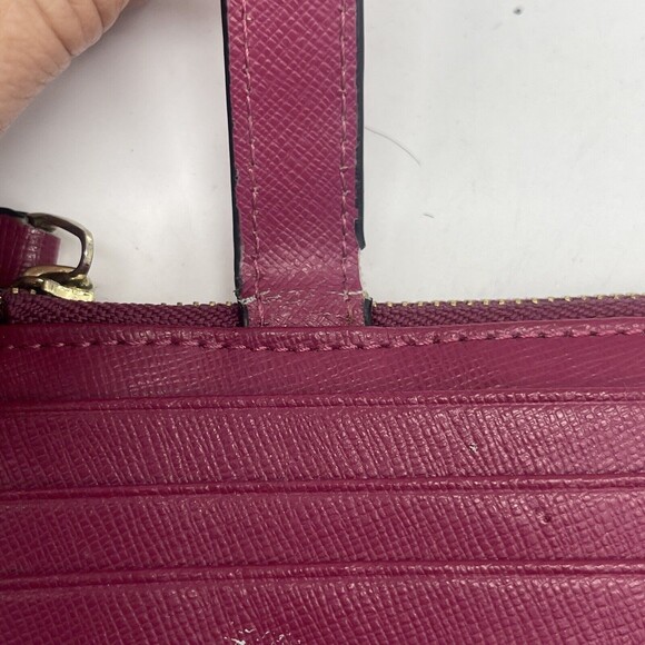 Neiman Marcus Fuschia Pebbled Leather Belt Wallet - Picture 7 of 8
